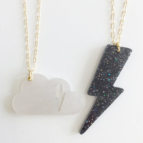Cloudy Necklace (Set of 2) in Black/White