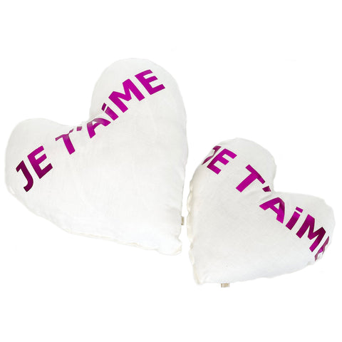 CUSHiON - LETTER - JE T'AiME PiNK ON MiLKY WHiTE