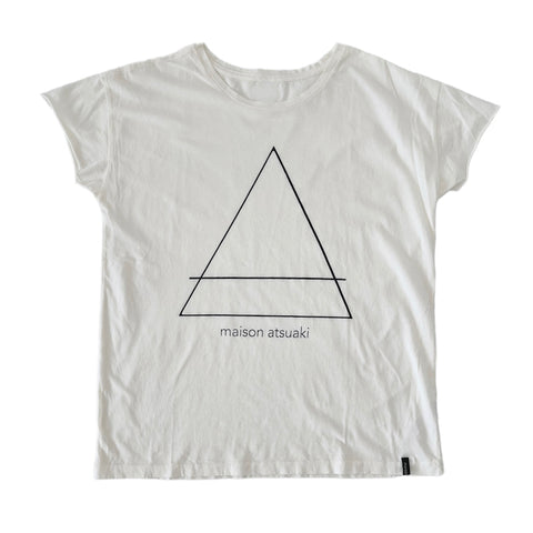 maison atsuaki - maison atsuaki Tee in ivory with Black Print