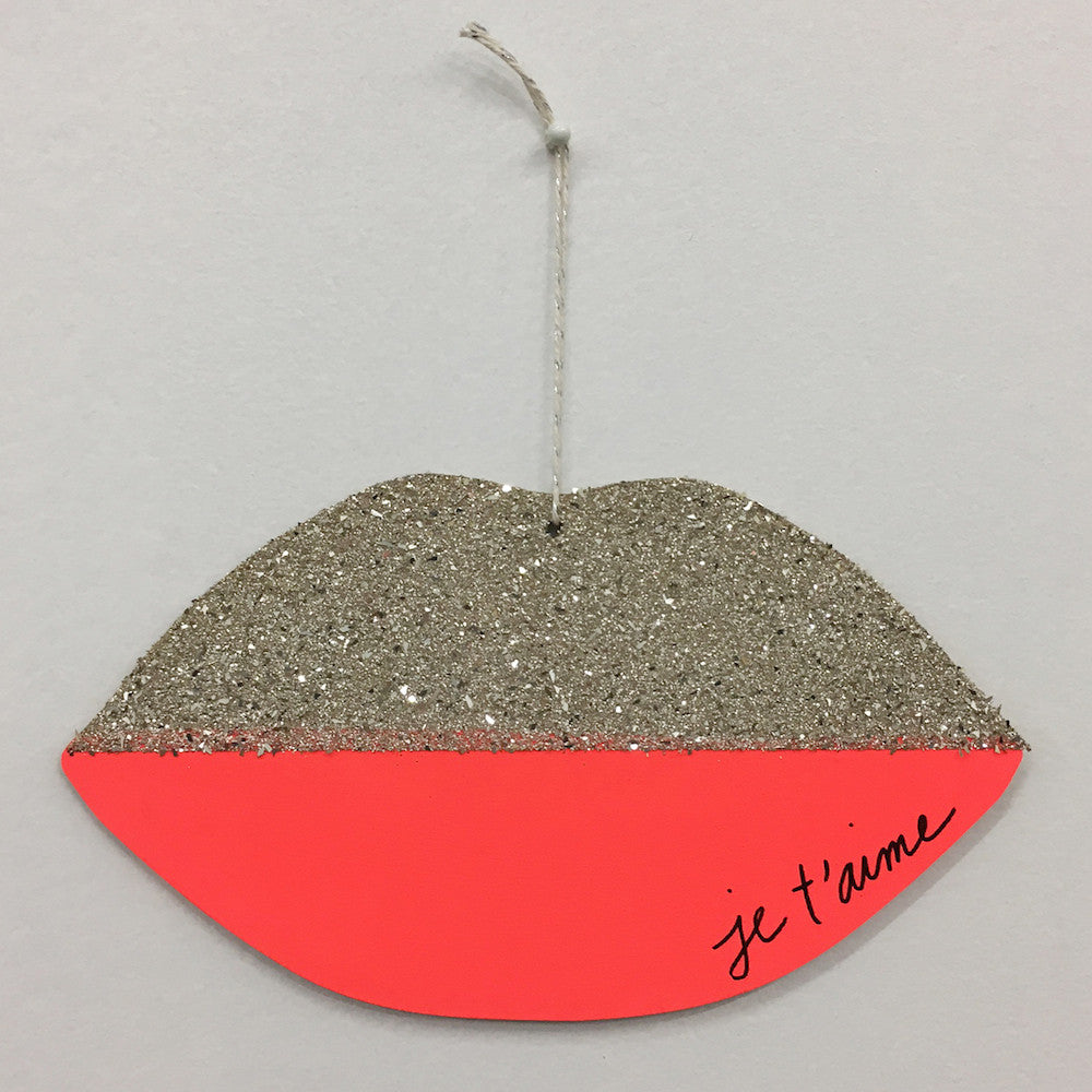 TGLG - LiP - JE T'AiME iN CORAL