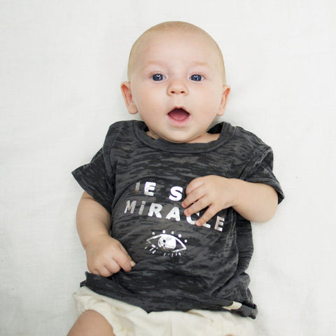 Je Suis Miracle Burnout Tee in silver foil