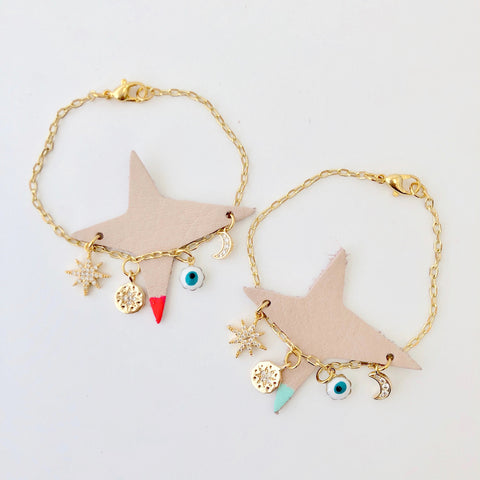 Team Amulet Bracelet - Natural
