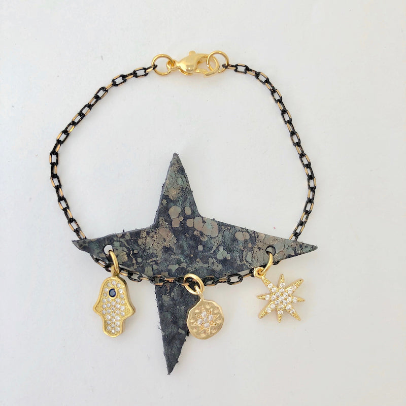 Team Amulet Bracelet - Oxidize