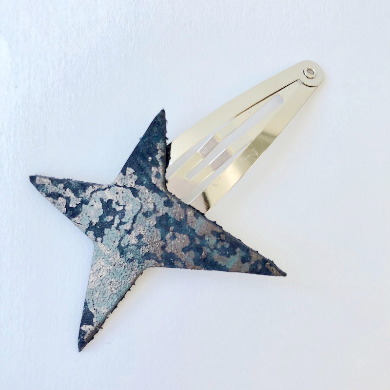 Team Amulet Hair Pin - Oxidize
