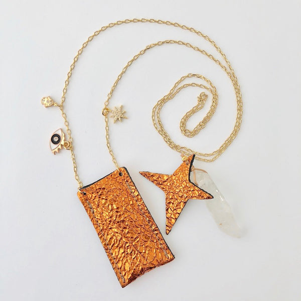 Amulet Crystal Necklace - Crinkle