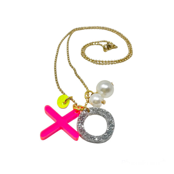 XO Necklace