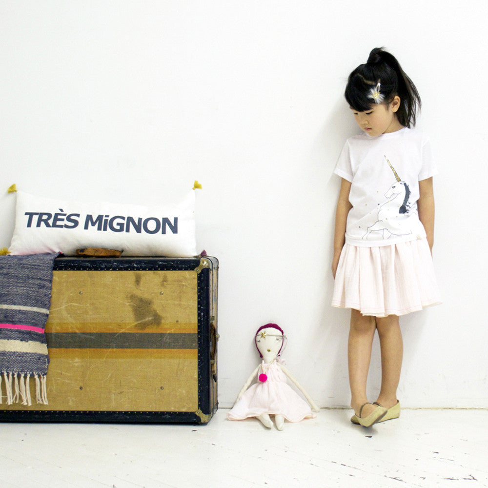 CUSHION - DOUBLE CUSHiON - TRÈS MiGNON GRAY ON MiLKY WHiTE
