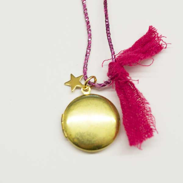 WS NECKLACE - GOLDEN LOCKET