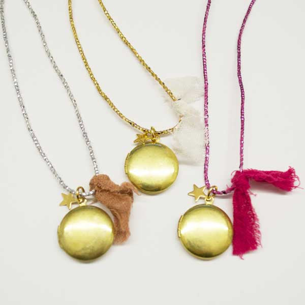 WS NECKLACE - GOLDEN LOCKET